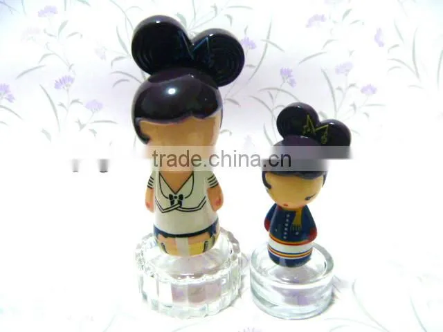 Harajuku Lovers cap/ perfume bottle doll cap