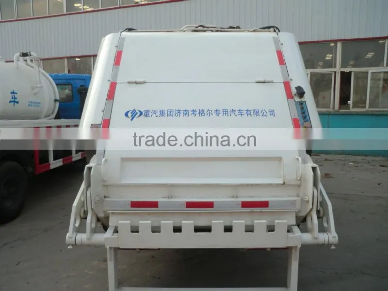 Compressed garbage truck