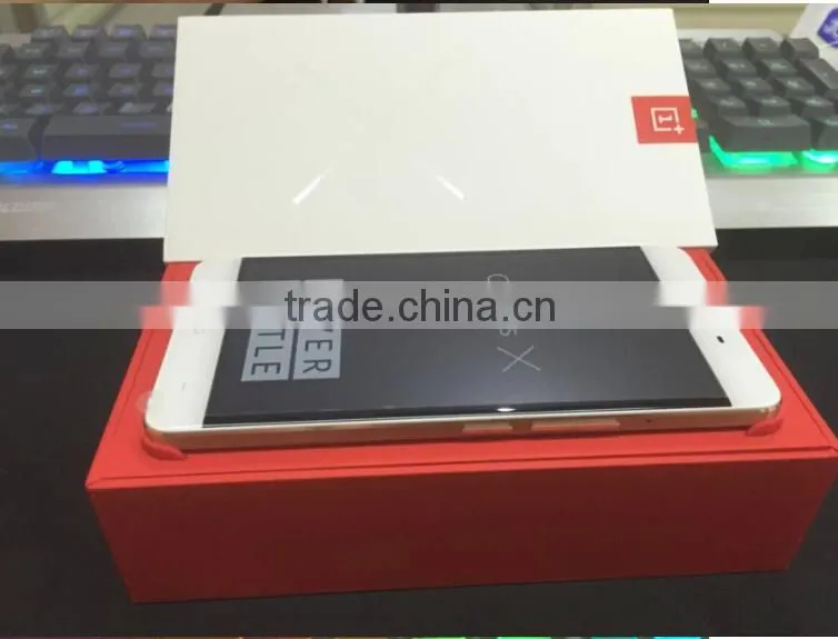 Original 5.0 inch ONEPLUS X Android 5.1 Qualcomm Snapdragon 801 Quad Core 2.3GHz 3GB RAM 16GB ROM Corning Gorilla Glass 3 Screen
