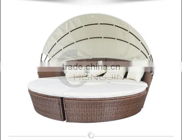 Garden Furniture Sets Steel Frame PE Wicker Round Sun Bed