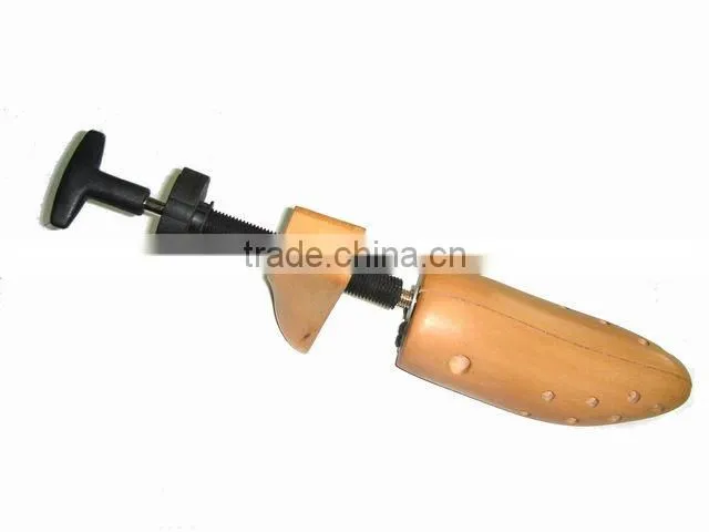 One Way Shoe Stretcher