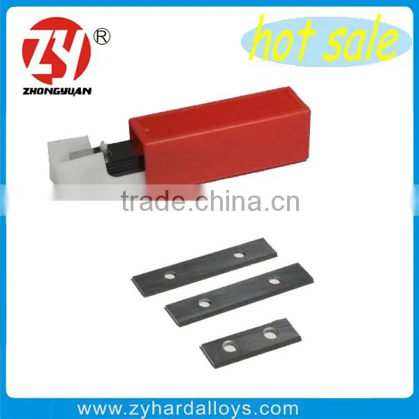 Tungsten carbide blades for paint scraper