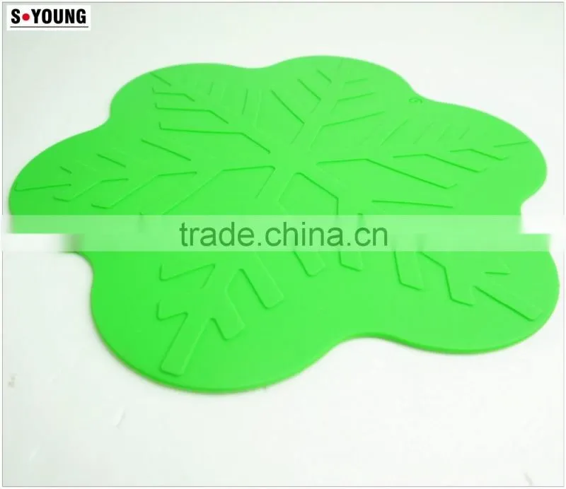 16153 snowflake shape silicone high temperature heat insulation mat