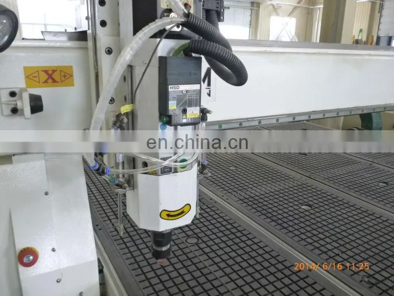Hiwin learn guidel Vacuum table 3d multi head 4 axis cnc machine with dust collector system