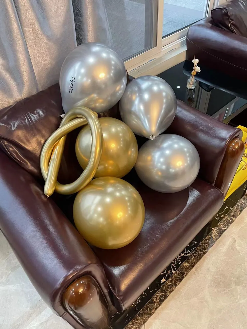 latex balloon16