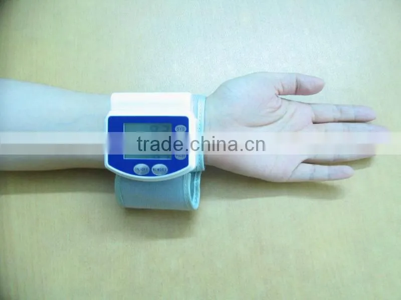 digital Wrist Blood Pressure Meter for health care EA-BP66B,electronic blood pressure,accurate blood pressure