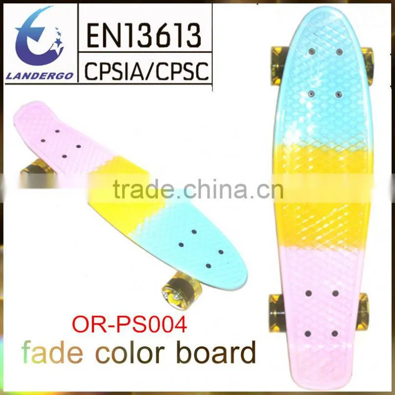 Landergo CE SGS Approved Replica Plastic Skateboard With Original Design