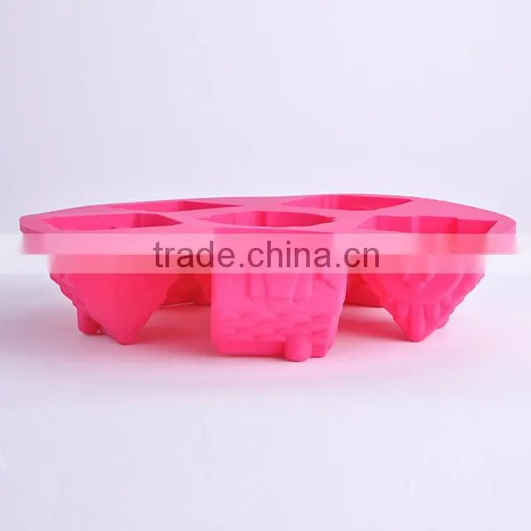 House Cake Decorating Tools