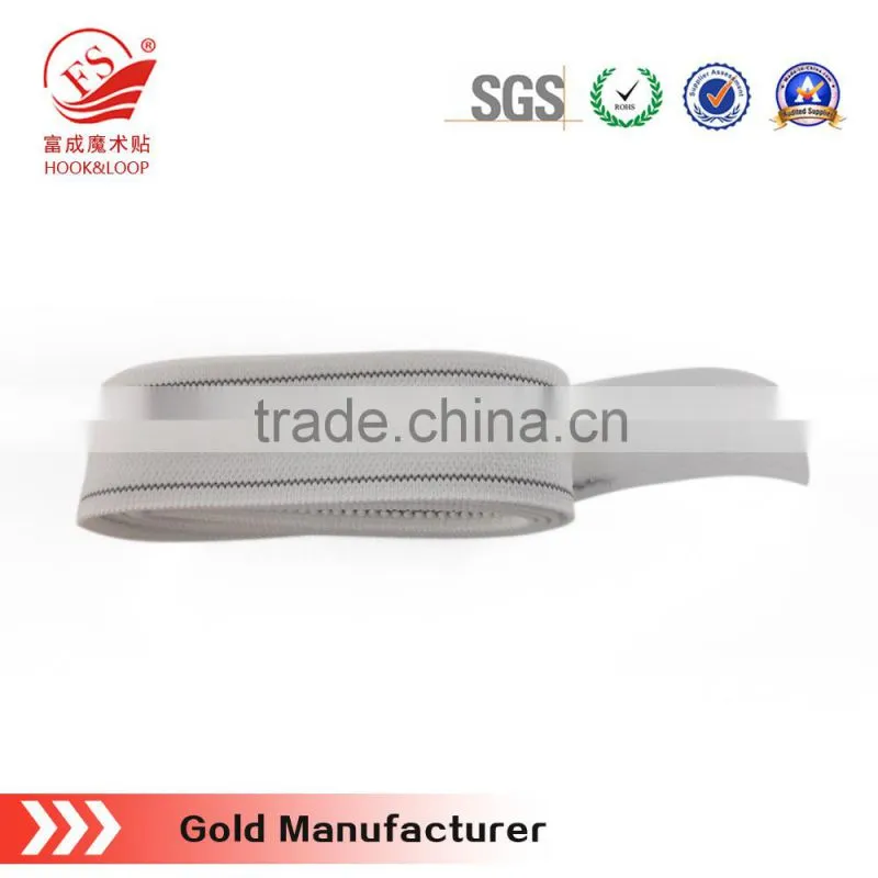 Skidproof Elastic medical care hook and loop bandage in Latvia with SGS