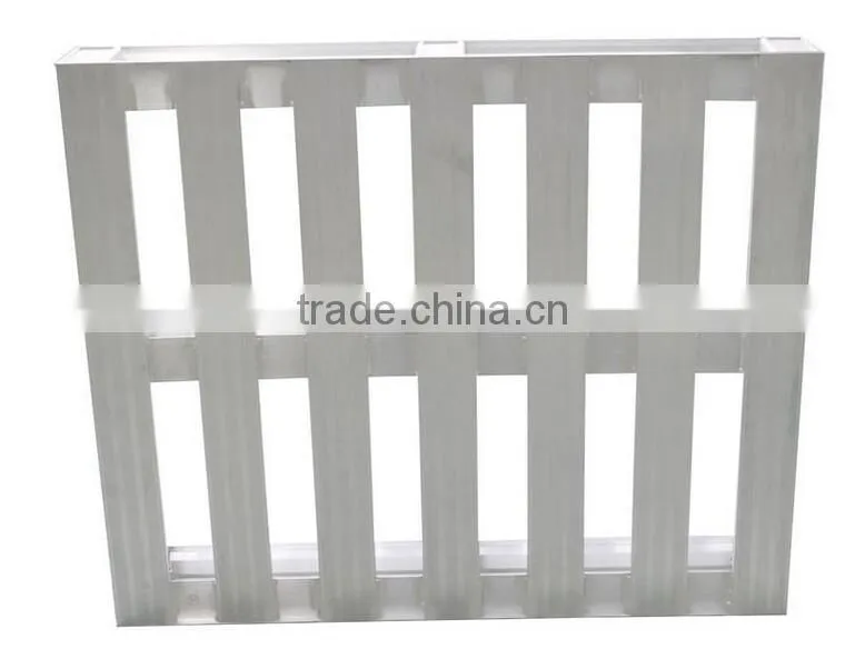 Light weight aluminum alloy pallet