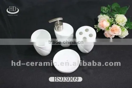golden Ceramic bathroom set