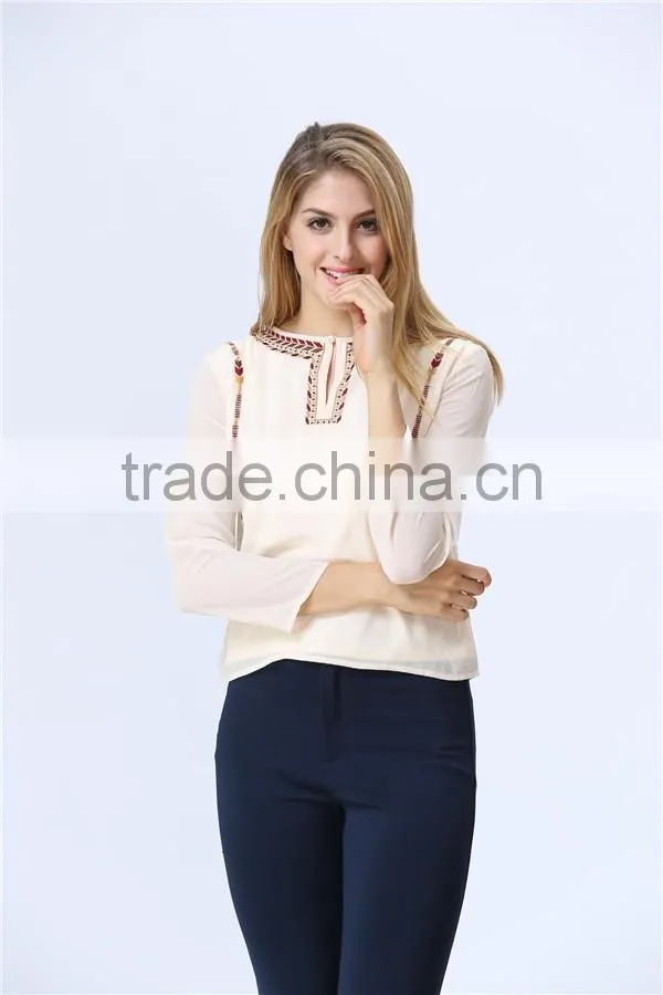 Latest top fashion design casual lady embroidery blouse