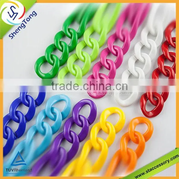 Various Colors Choices Plastic Coated Chain