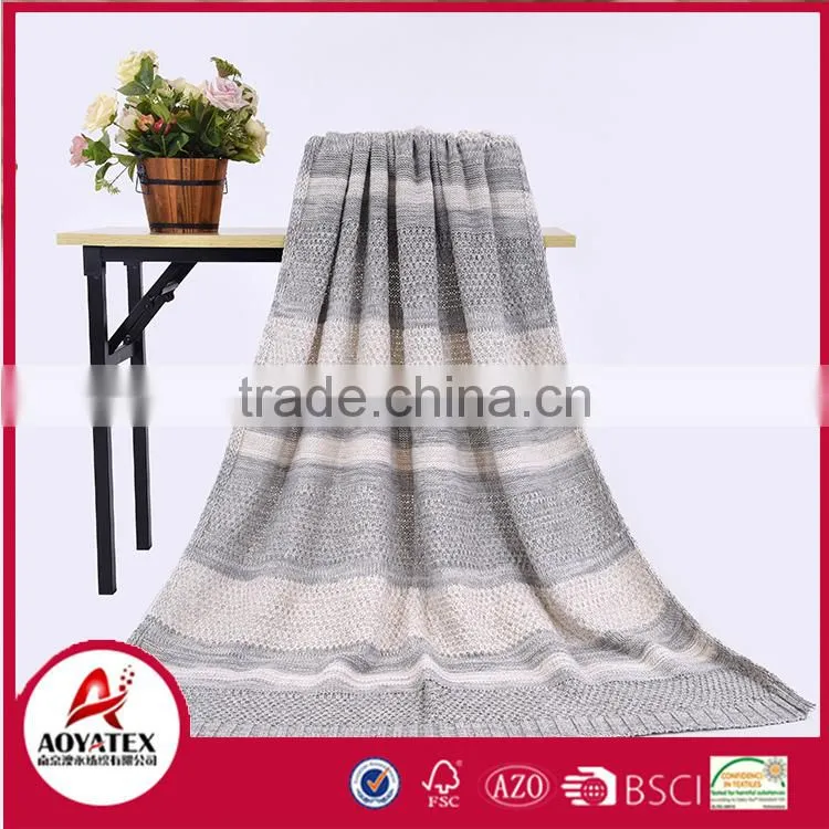 100% acrylic very warm super soft low price knitted blanket