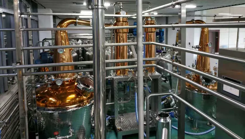 Factory Genyond Wine Alcohol Distillation Equipment/moonshine Distillery/copper Distiller for Gin Vodka Brandy Whisky Rums