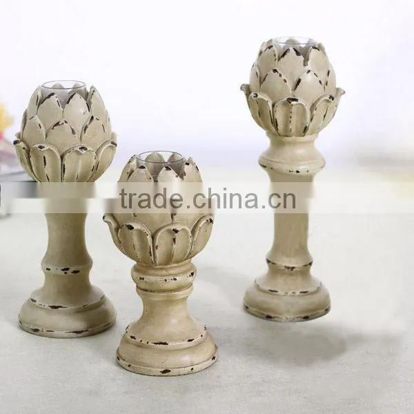 Wholesale Traditional columnar type candle holders/Retro and Europe resin home decor candle holder for wedding centerpieces
