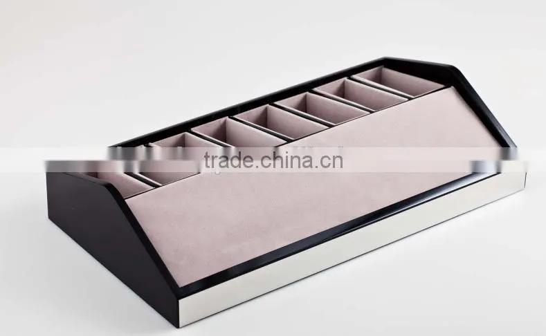 Huge LED stainless steel belt display stand