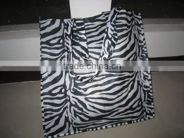 high quality and multi-functional cushion quilt