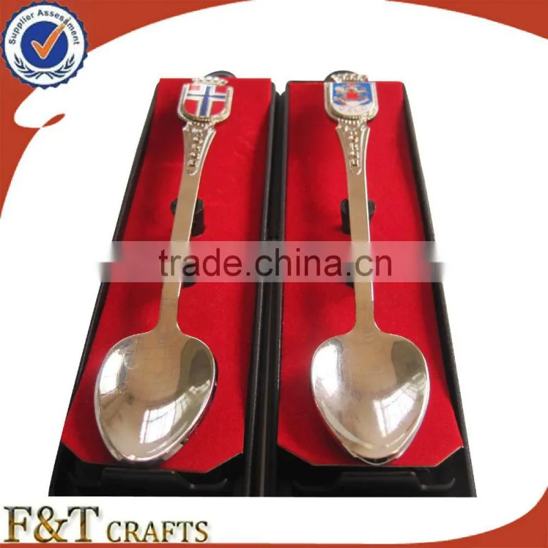 New desgin high quality nickle paster spoon/metal expoy spoon/souvenir spoon