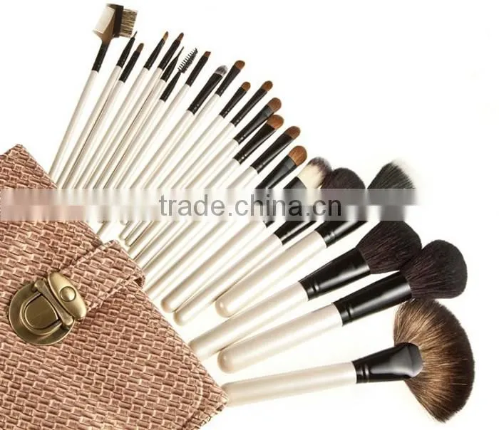 22 pieces Wholesale Professional Brush Set