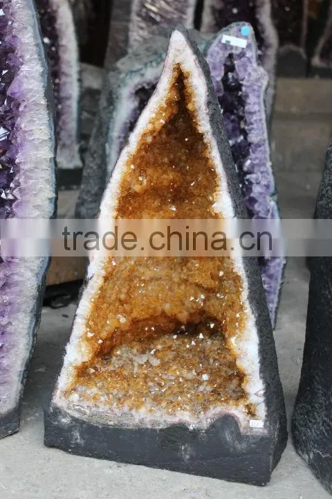 Wholesale Natural Rock Quartz Citrine Crystal Geode for Fengshui