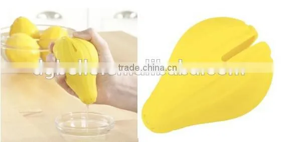 FDA & LFGB Approved Silicone Lemon Squeezer Mini Kitchen Tools Hand Juicer Squeezer