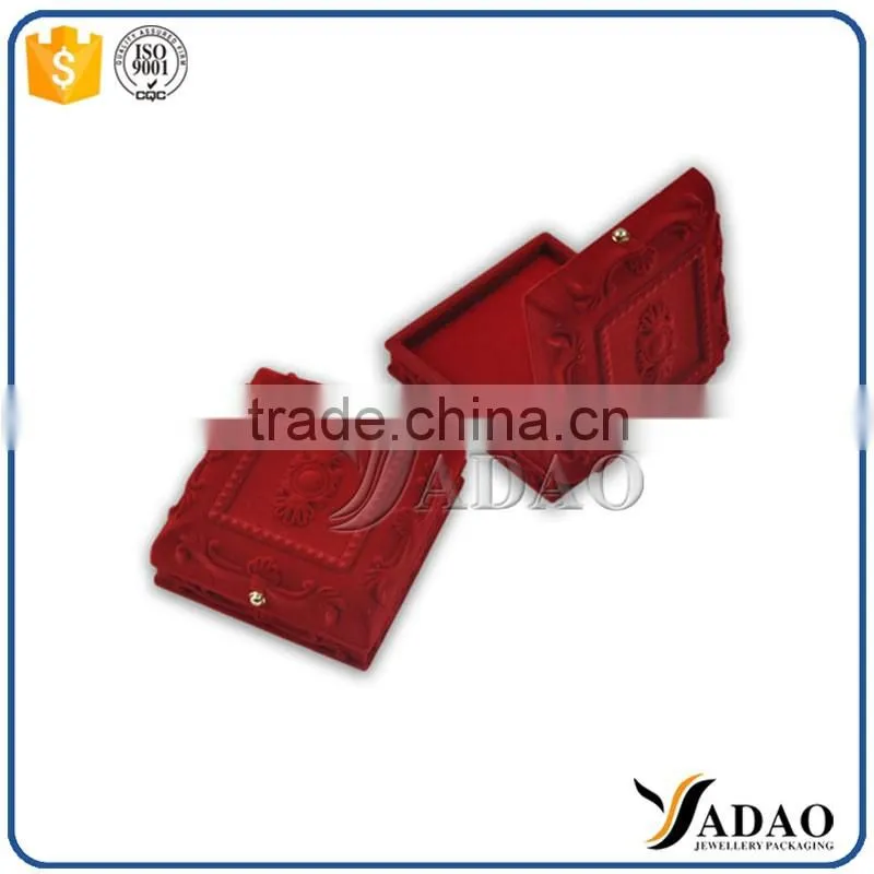 red flocking velvet packaging pendant boxes