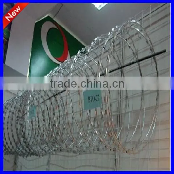 Chaina whosale razor barbed wire spike strips