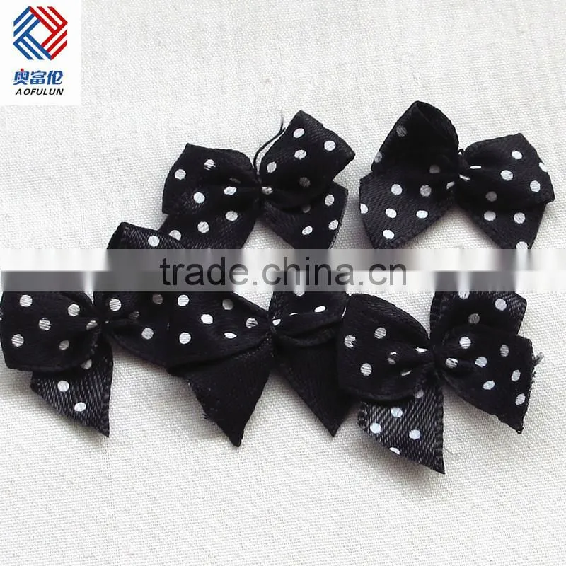 wholesale pretty satin ribbon bow for clothing decoration