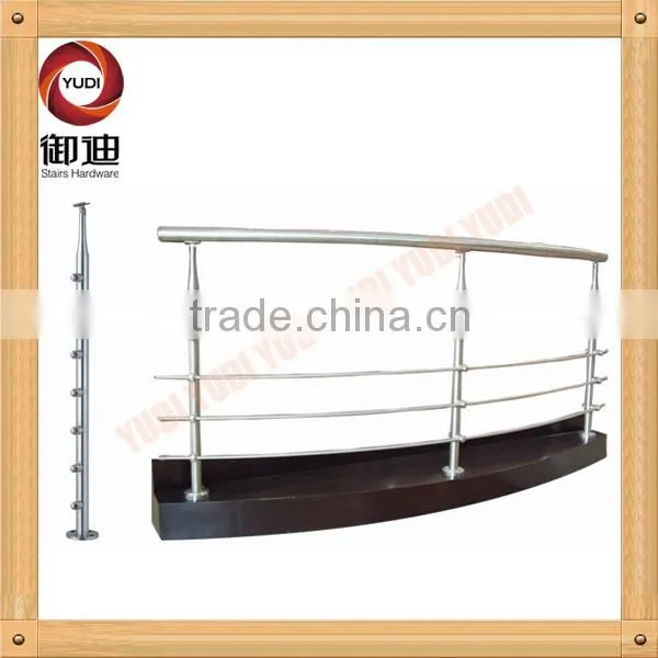 frameless glass railing for porch spigot