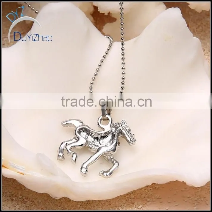 Hot sell latest alloy cameo pendants with horse