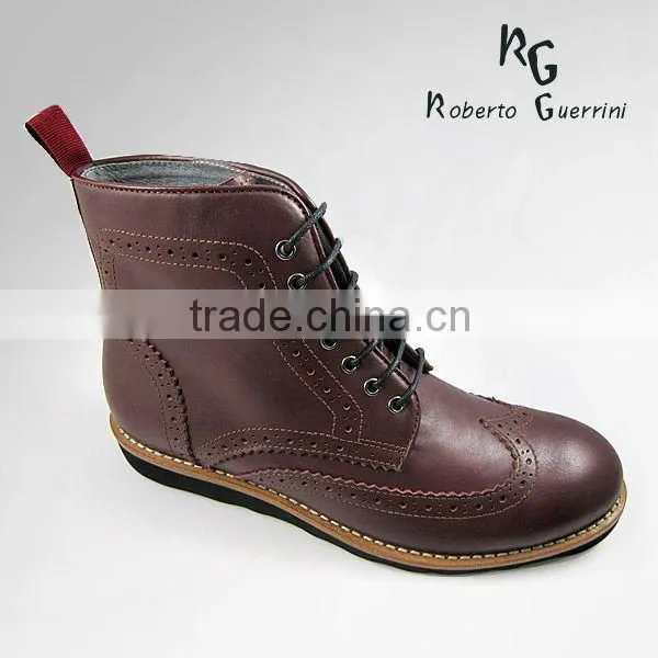 Casual leather boot