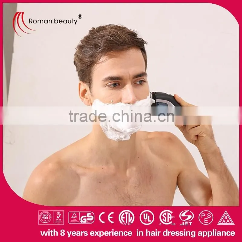 Wet and dry battery operated shaver