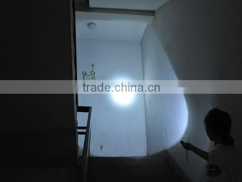 Portable Tactical Q5 LED Flashlight for Outdoor Wholesale