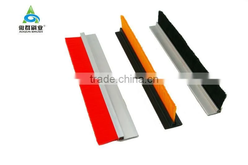 dust proof brush seal for door