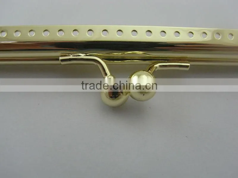 customizd purse clip frame