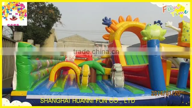 2015 customized PVC inflatable castle
