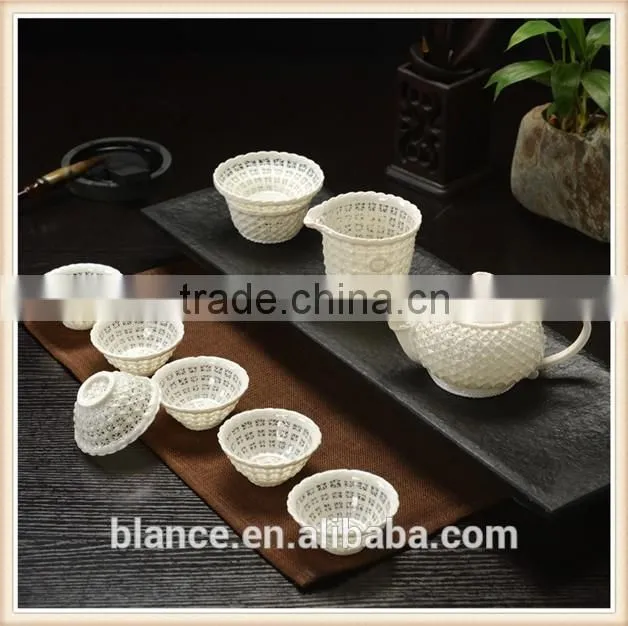 Porcelain Ceramic Type tea set in gaiwan design for cups with sauser