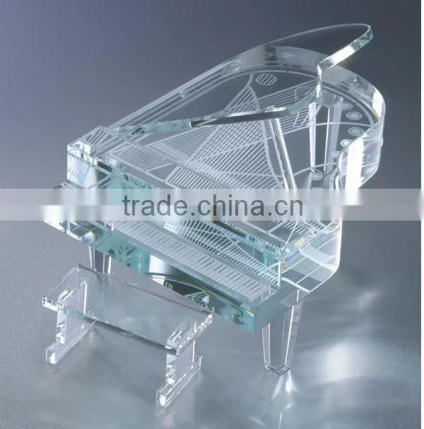 2016 Charming decorative crystal piano