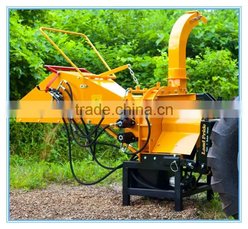 Self hydraulic feeding rolls,Tractor PTO shaft wood chipper, CE certifricate,