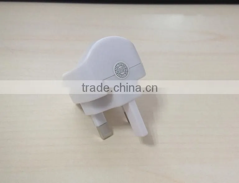 Convenience Travel USB Mobile Charger English Type Output 5V 1A Use for Mobile Phone