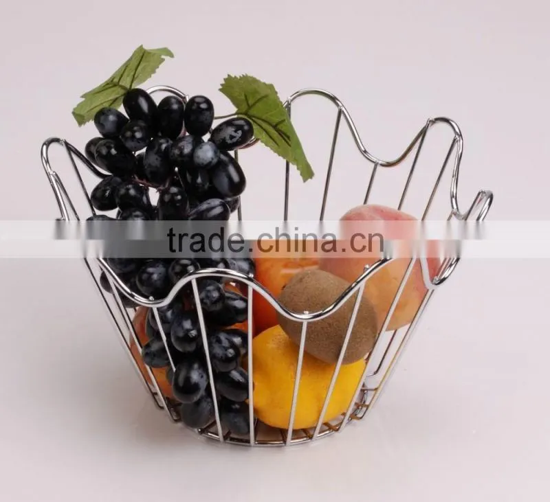 High Quality Steel Wire Vegetable And Fruit Basket With Plastic Tray