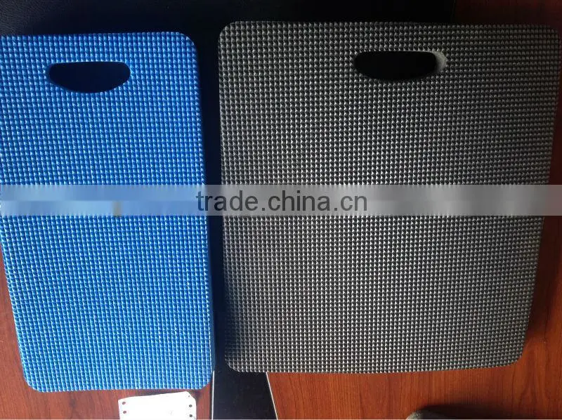 Portable cushions, grandstand seat, rest cushions