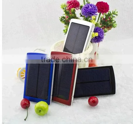 Factory 10000mAhPortable Solar Charger