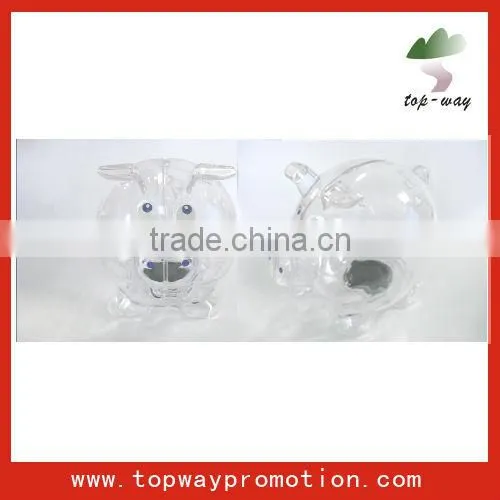 supply all kinds of large plastic piggy banks