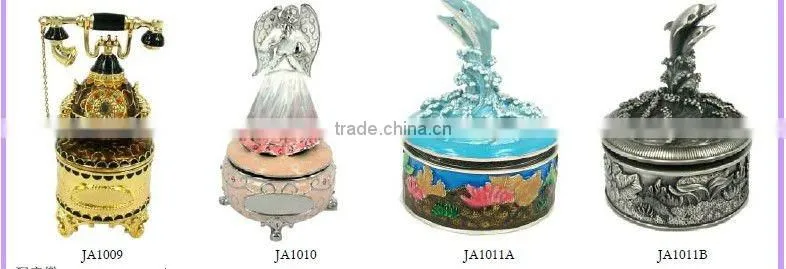Mr Christmas Santa design wholesale metal music box carousel