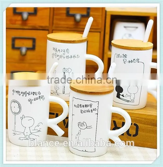 ceramic R handle mug with R handle for student