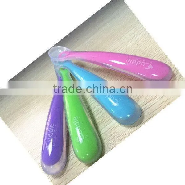 Best quality best sell quality silicone baby spoon manufacture