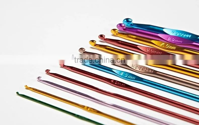 Charmkey high quality needlework aluminum ergonomic crochet hook set crochet bags
