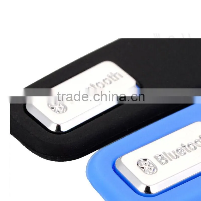Anti theft bluetooth wristband vibrating when coming the call